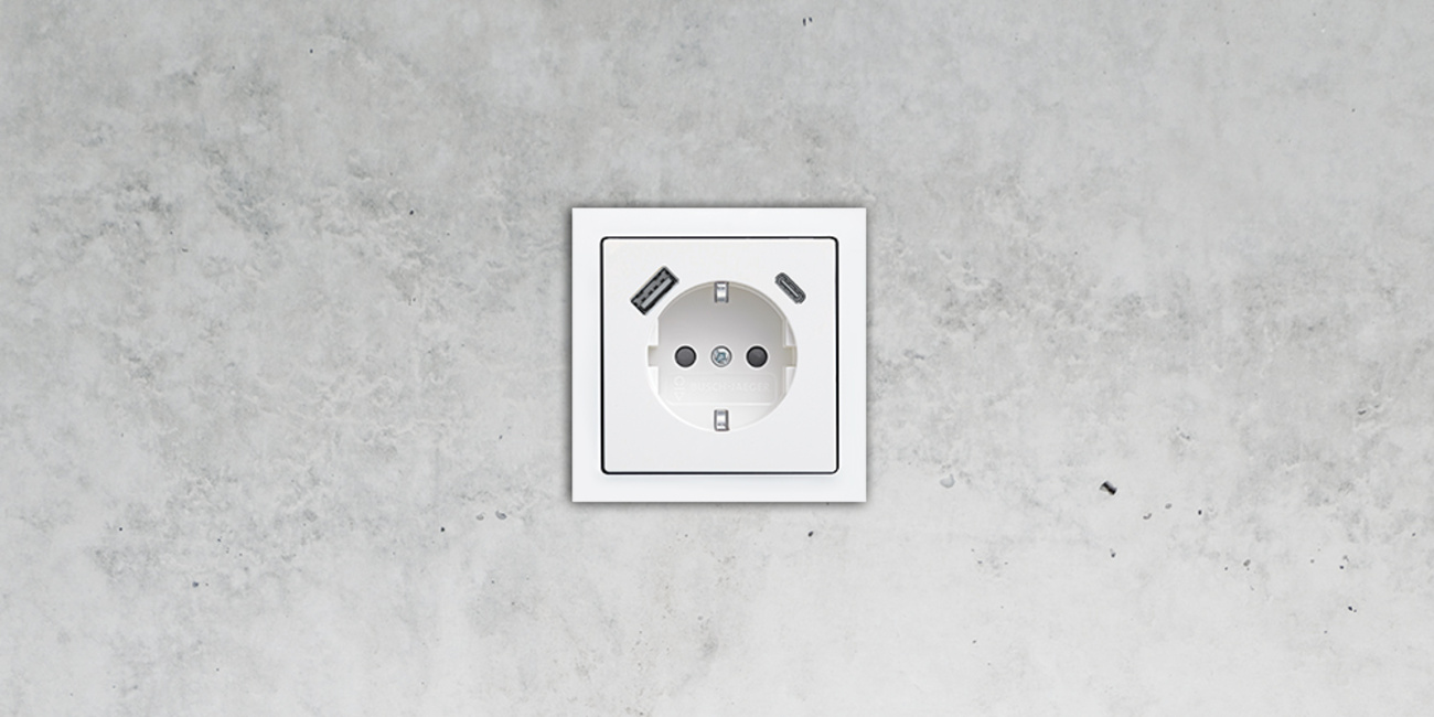 SCHUKO® USB-Steckdose bei Freiberger Energie-u.Gebäudetechnik GmbH in Moosthenning