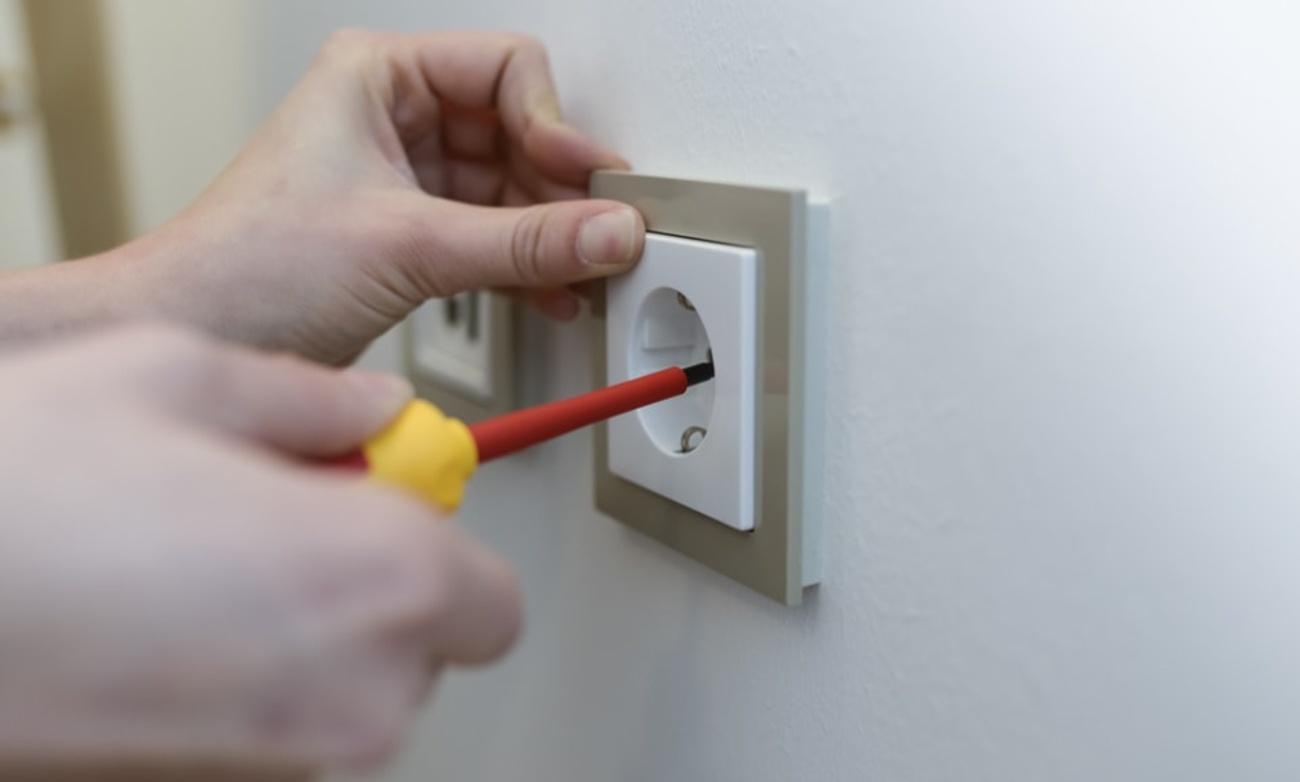 Elektro­installation bei Freiberger Energie-u.Gebäudetechnik GmbH in Moosthenning